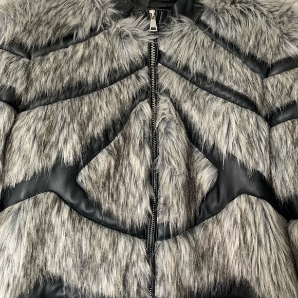 Bebe Faux Fur Coat S/P - Picture 4 of 5